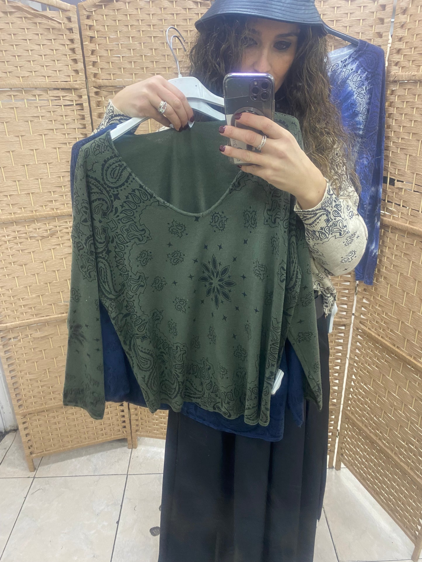 Top BANDANA